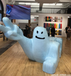 【朗報】Supremeの新作アイテムが特殊景品みたいだと話題にｗｗｗ