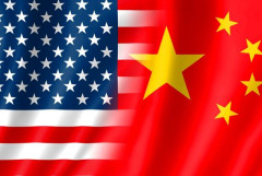 【悲報】米中関係、握手しながら信用ゼロの現実を露呈する衝撃行動がコチラ → ﾈｯﾄ「これが現実ｗ」「これぞ本物の外交」「日本の政治家も見習え」「これぞ危機管理」