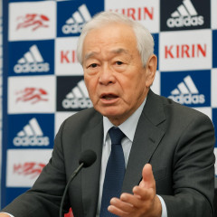セルジオ越後が日本代表W杯メンバー選出に直言「長友に非はないけど、精神的支柱なら部活動と一緒」   #サッカー
