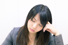 俺、レゲエのサウンドやってる。当時はHIPHOP全盛期で、レゲエ命の俺はあんなのやってるやつと仲良くなれるもんかと思ってた。ある夜、VIPルームからメジャー入りする奴が女連れて