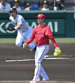 カープ新井監督、森下×持丸バッテリー(3盗塁)に改善求める「みんなスタート切った瞬間セーフ」【監督談話/反省会】