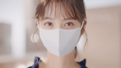 【悲報】マスク美人、素顔を公開した途端に「マスクを一生外すな」と言われてしまう