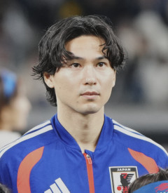 日本代表、大けが選外の南野拓実「メンター」で異例のチーム同行へ「交渉している」と森保監督