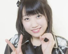 【画像】イモ系の女、脱いだらしっかりお乳のメスボディで草wwwwwww