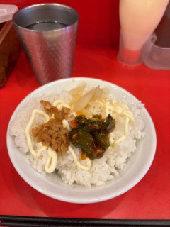 王道系系列の「家系ラーメン」食うで