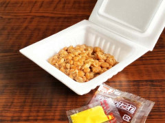納豆にからし入れるやん？