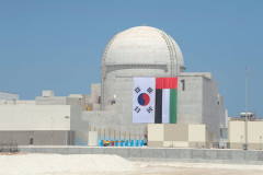 韓国が輸出したUAEバラカ原発、ドローン攻撃で火災…西方から飛来！