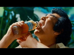 【画像】チー牛特有の「ペットボトルの飲み方」、さすがにキモすぎるｗｗｗｗ