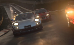 GT7「鈴鹿やスパやニュルで走れますし他の実在コースも収録されてます」