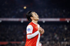 【朗報】サッカー日本代表のエースストライカーが韓国の最高傑作を超えた可能性！！