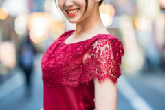 【動画】ホスト狂いの女子、ホストとのトラブルで店の前から飛び降りようとしてお尻丸出しになる