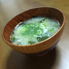 みそ汁で最強の具を2品選ぶなら？←これセンス問われるよな
