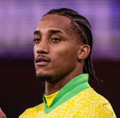 【悲報】ジョアン・ペドロさん、プレミアで15G8Aの大活躍もブラジル代表から落選してしまう・・・・・・・・・