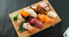 【悲報】はま寿司さん、110円寿司を132円に値上げしてしまう