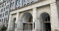 財務省「私大4割減らせ。be動詞とか四則演算から教える大学なんて存在しても意味ないから」