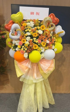 【衝撃】アイドルさん、生誕祭の祝花のぬいぐるみにGPS機器を仕込まれてしまう