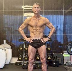 【悲報】C・ロナウドさん(41)、6大会連続でW杯代表に選ばれてしまう