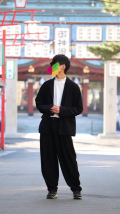 【画像】配信者「みんなどんな服着るのー？」→「こんな感じかな…」