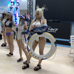 【画像】コミケにデカパイｗｗｗｗｗｗｗｗ