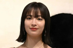 【画像】広瀬すずさん、弱男たちを完全に勘違いさせにくるｗｗｗｗｗ