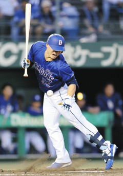 中日細川、四球死球故意四球でリーグトップ