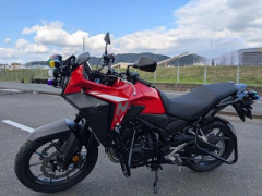 バイク教習のまんさん。一本橋でフルスロットルして壁に激突。意識不明の重体。あーまんさん。