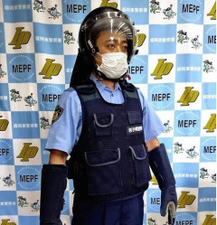 【令和最新版】対クマ用の警官装備を公開！これは勝ったｗｗｗｗ
