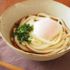 【悲報】ジジイ「卵アレルギーだから温玉抜いてくれ」