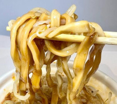 ラーメンのワシワシ麺って言うほど美味いか？