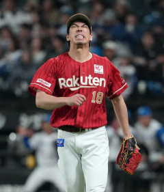 楽天マエケン〝無念〟2軍降格。2.1回72球4安打3四球2失点で降板