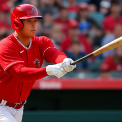 大谷翔平が自ら援護の先頭打者アーチ 今季初の「リアル二刀流アーチ」となる８号 通算   |  三苫はボロボロで選外w  |  どうにかして話題にしないと