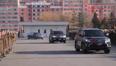北朝鮮にレクサスが500台超…「マイカー時代」到来で密輸激増か！