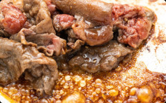 夕飯がすき焼きだったんだけど俺と父親が「肉が少なすぎる！」って抗議したら、なんと母親が・・・