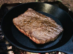 【閲覧注意】閉店したステーキ屋さん「料理はカビだけ取って提供してました！時効だから許して！」⇒ (※画像あり)