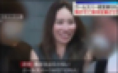 【動画】美魔女ガールズバー経営者、逮捕されても接客モードwwwwwww