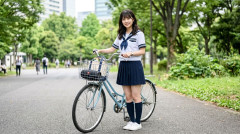 【画像】娘の学校で自転車イヤホンが禁止された結果‥‥流行ったモノがこれ→