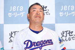 中日・井上監督の「好き嫌い采配」が物議　借金が雪だるま式に増える中、「休養説」の今後は