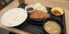 『松のや』とかいうチェーン店、「コスパが良い」と世間から注目され始めるｗｗｗｗ