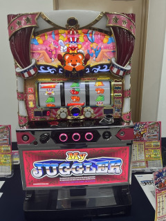 SマイジャグラーⅥの新台レポ、筐体画像、スペック比較などが公開。台数は5万台！