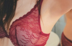 例の超ドデカお乳OLの『別画像』...ついに発掘されるwwwww