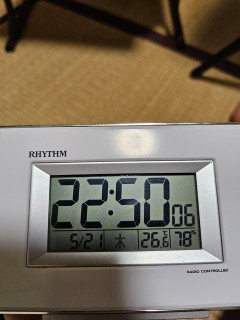【画像あり】トヨタ期間工だけど「寮の部屋」が暑すぎて死にそう・・・