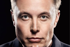 イーロン・マスク「10年後、私たちは車を運転しなくなってるだろう」