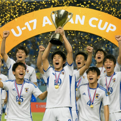 U-17日本代表、アジアの頂点に！ 中国に3-2で競り勝ち、最多の優勝 U-17アジア杯   #サッカー |  中国のネトウヨと日本のネトウヨが喧嘩してるだけで、私は天津飯も支那そばも大好物です。