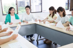 【謎】「コミュ力」さん、「学力」と同じくらい大事なのに鍛える人が少なすぎるｗｗｗｗｗｗｗｗｗｗ
