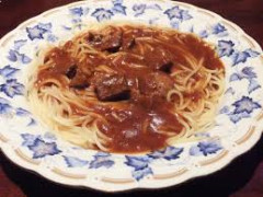 ゆでたスパゲティーにレトルトカレーかけるのあり？