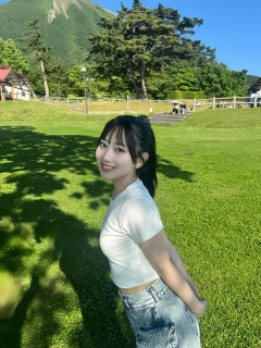 【画像】女の子のπの大きさってこれくらいが1番ちょうど良いよなw