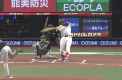 西武カナリオ、いきなり先頭打者ホームラン！