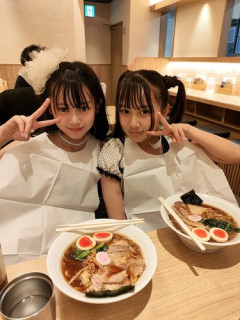 【朗報】ラーメンを食べる博多のメスガキさん、むほほすぎるｗｗｗｗｗｗｗｗｗｗ