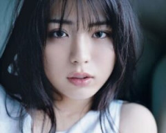 【悲報】井出上獏くん、豊胸wwwwwwww