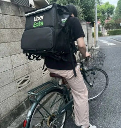 【悲報】資産8000万円でFIREしたエリート、なんやかんやで1000万円まで減ってしまい元のレールに戻れず